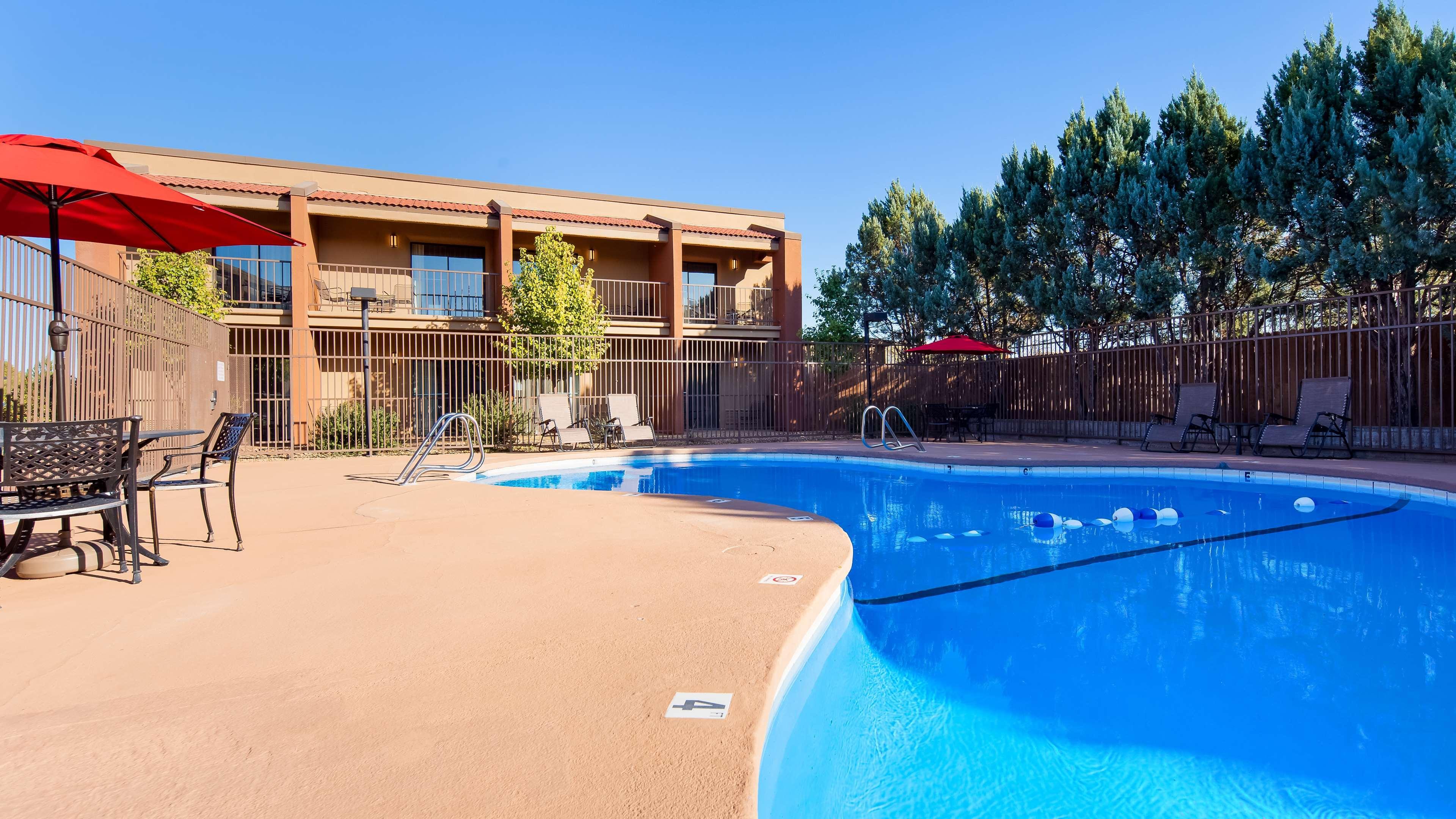 Best Western Discovery Inn Tucumcari Exterior photo